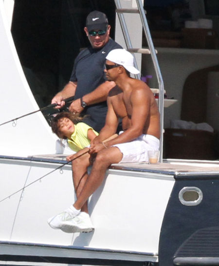 伍兹是在利用孩子修补形象吗？