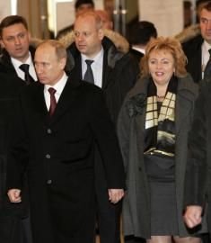 普京离婚手续没办完 各国政要婚事盘点