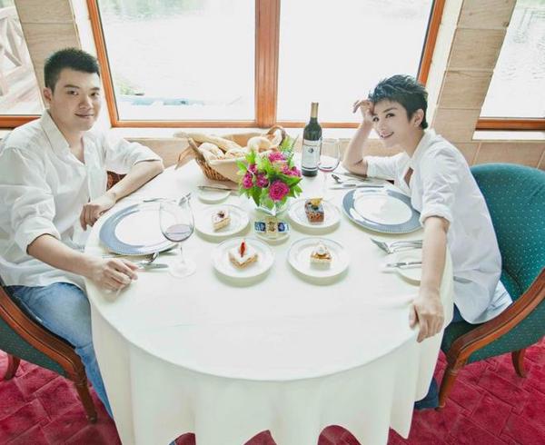 黄奕老公手握出轨视频并遭水军抹黑 黄奕起诉离婚